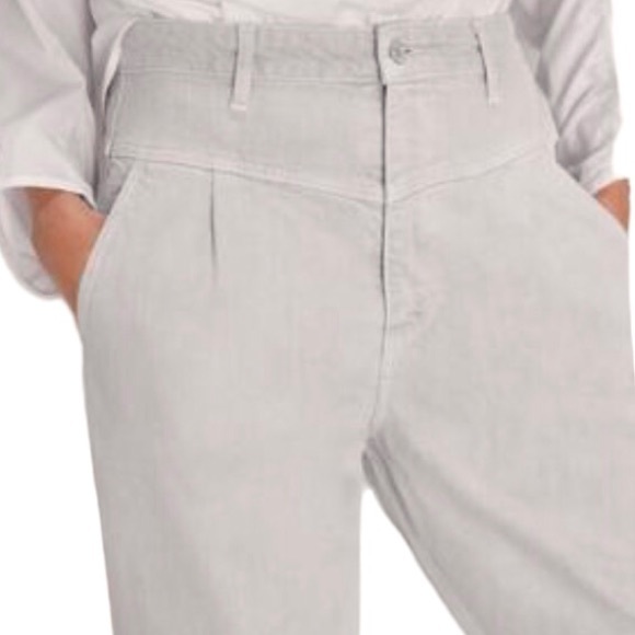 Zara Denim - Zara 80’s Premium High RiseTapered Pleated Jeans in Ice Stone Size 8 Waist 31”